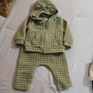 GAP Olive Baby Outfit 12-18 Months #supercute